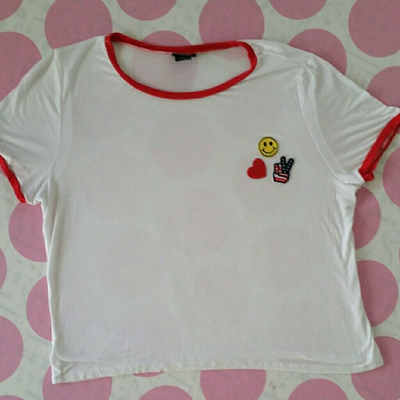 Rue21 Tops - Rue21 Peace Smiley Heart White Shirt